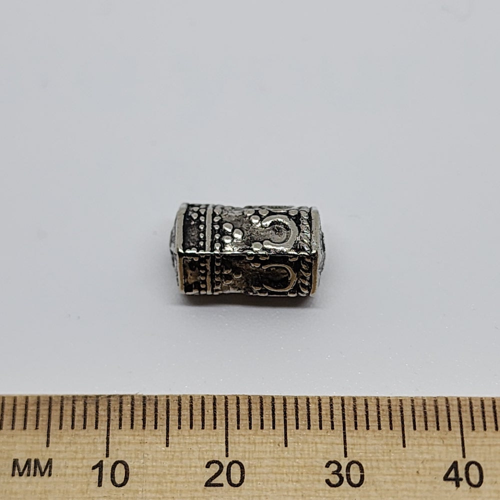 14x8mm Tube (10) - Antique Silver - Vintage Metalised Beads