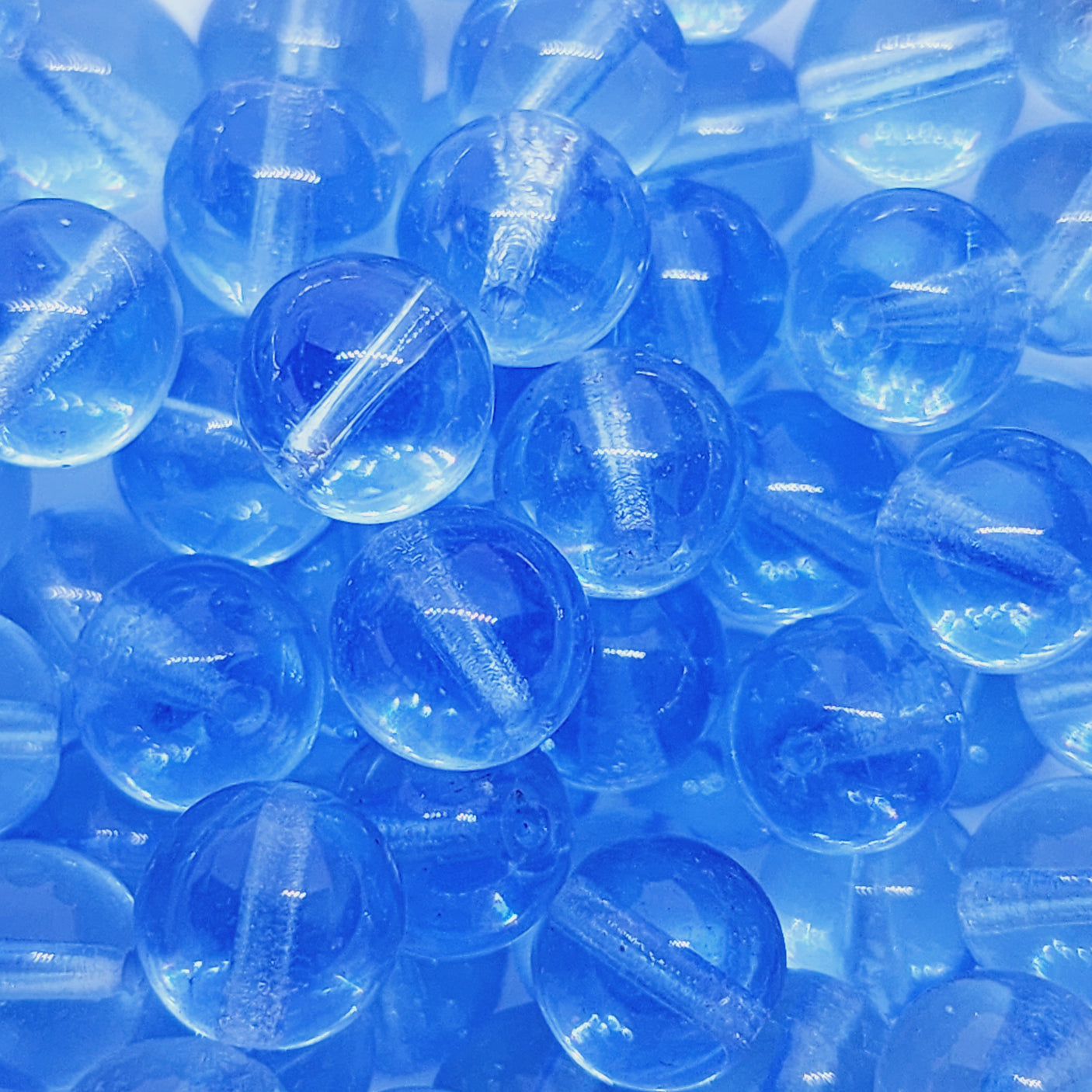 8mm Round (10) - Water Blue Transparent - Vintage Czech Glass Beads