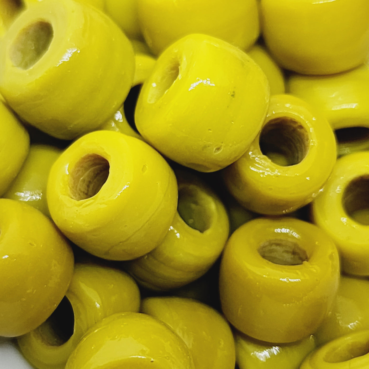 Yellow Opaque (100) - Vintage Glass Indian Pony Beads