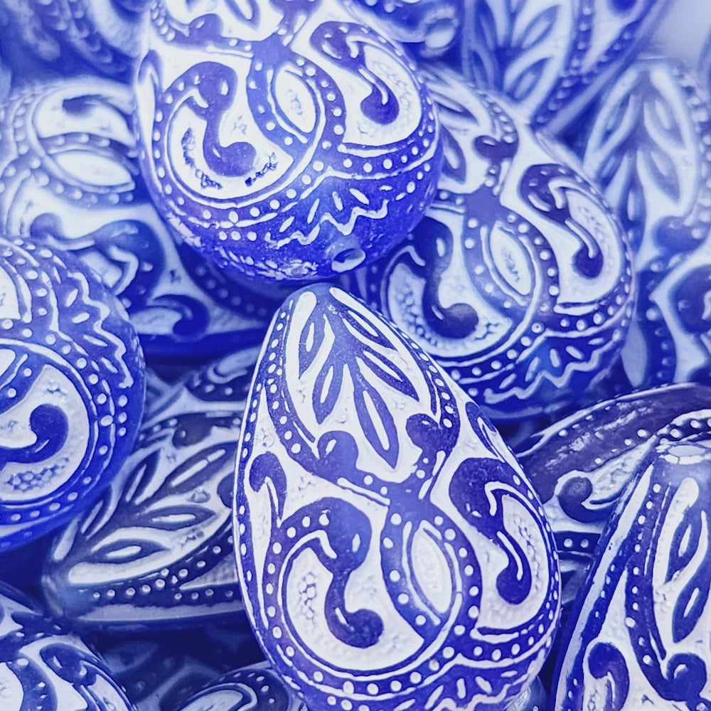 19x13mm Teardrop (10) - Blue w. White - Vintage Baroque Lucite Beads