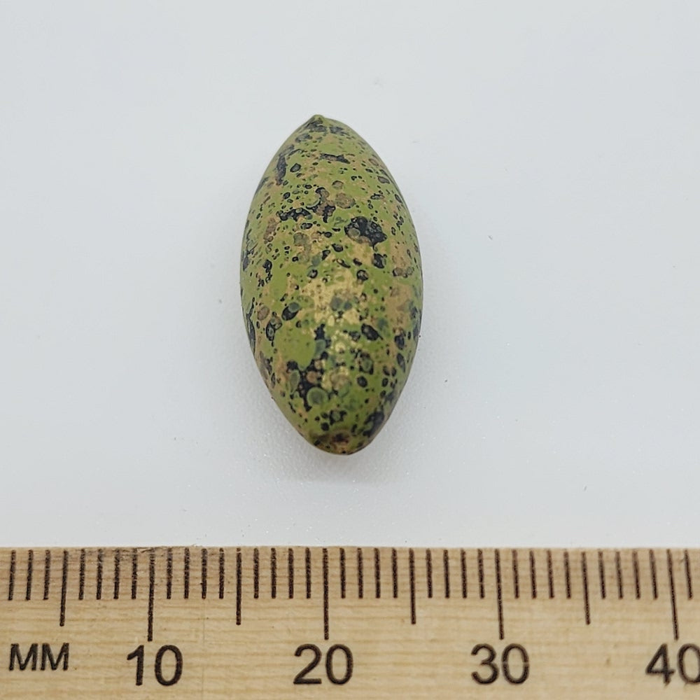 23x10mm Rice (10) - Green - Matte Metallic Speckled Vintage Beads