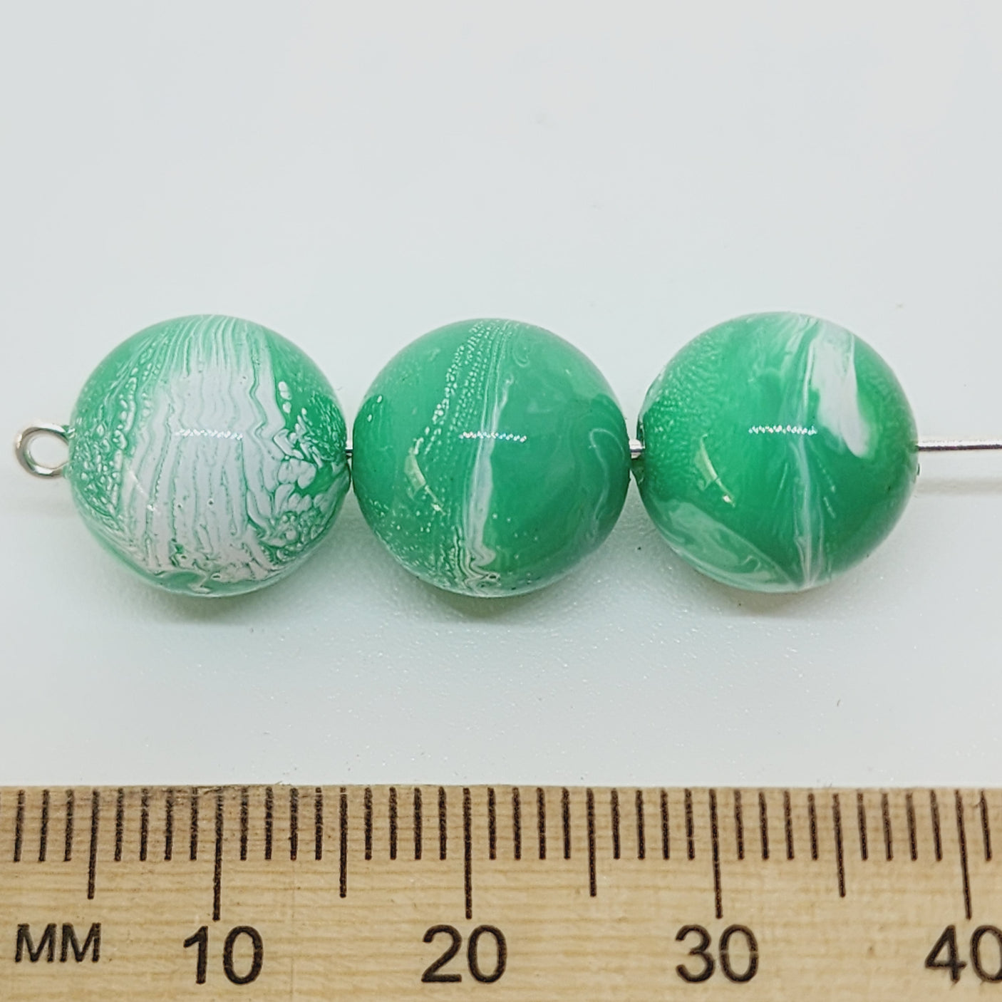 12mm Round (25) - Green - Vintage Pastel Marbled Effect Beads