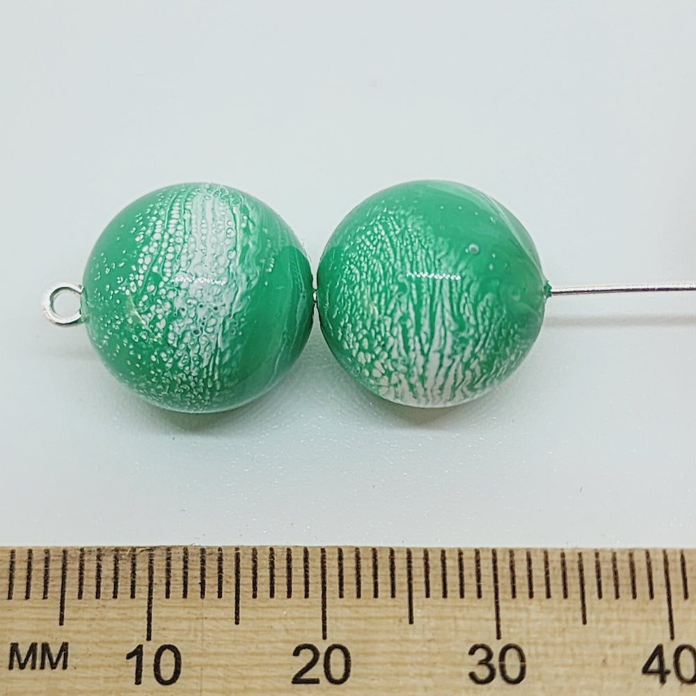 14mm Round (25) - Green - Vintage Pastel Marbled Effect Beads