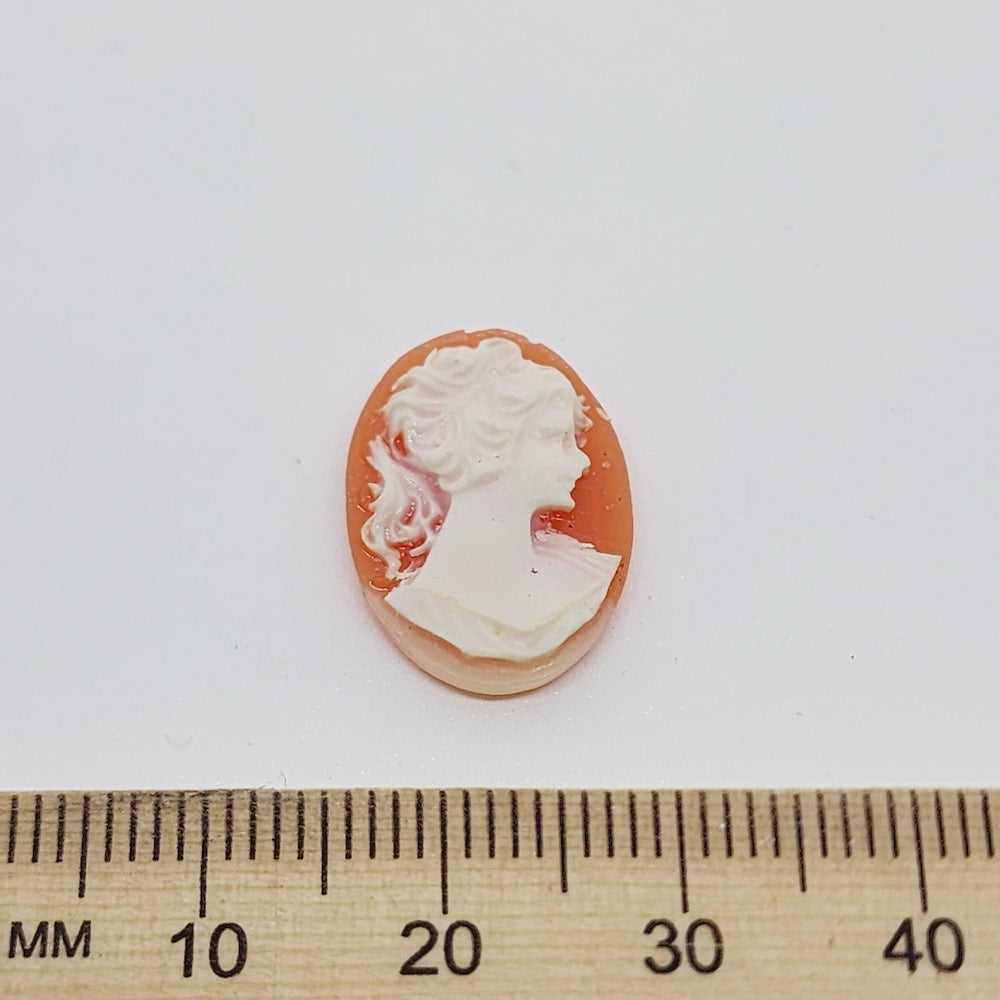15x10mm Oval (1) - Facing Right - Dark Peach & Ivory - Vintage Cameo