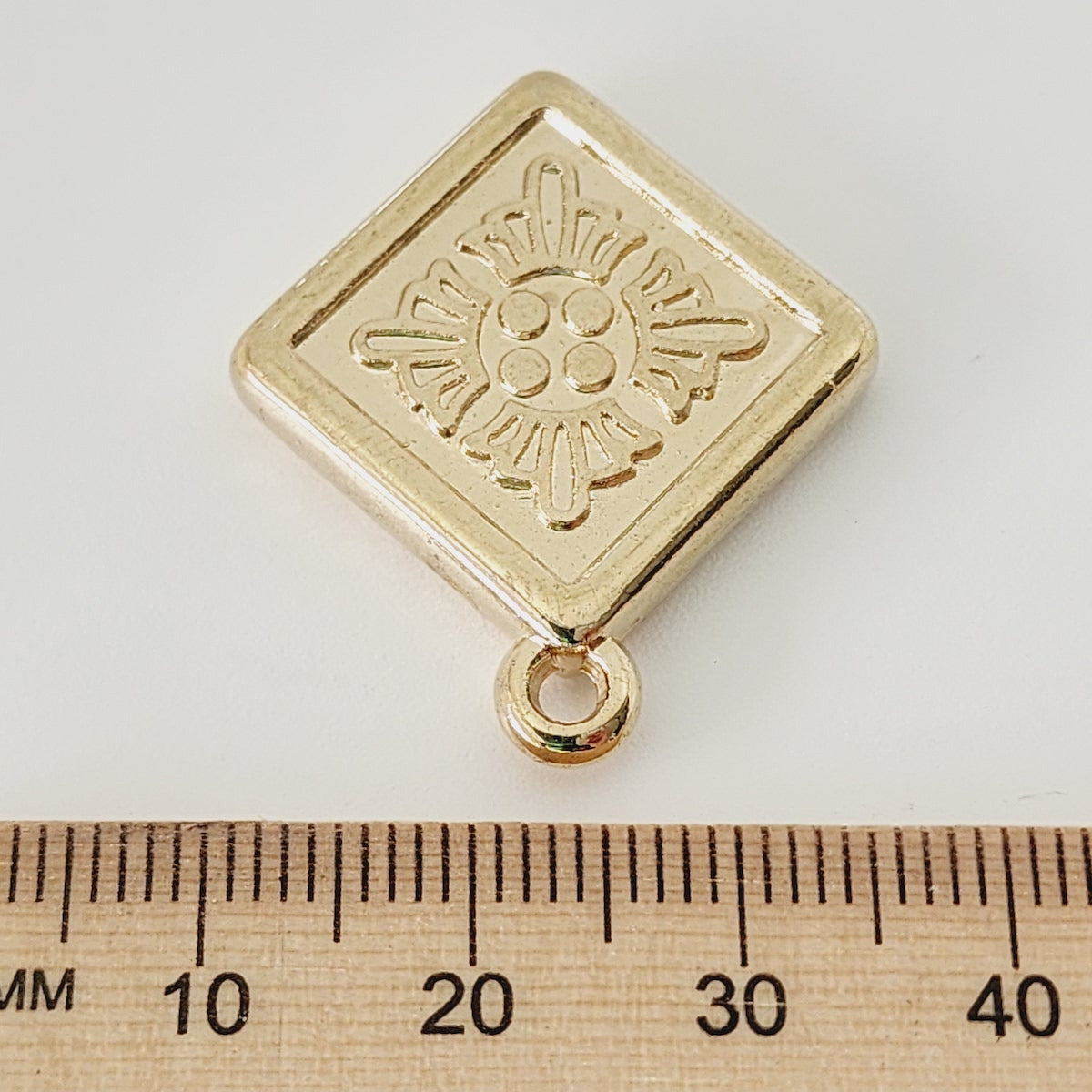 30x17mm Tribal Square (10) - Gold - Vintage Metalised Pendants