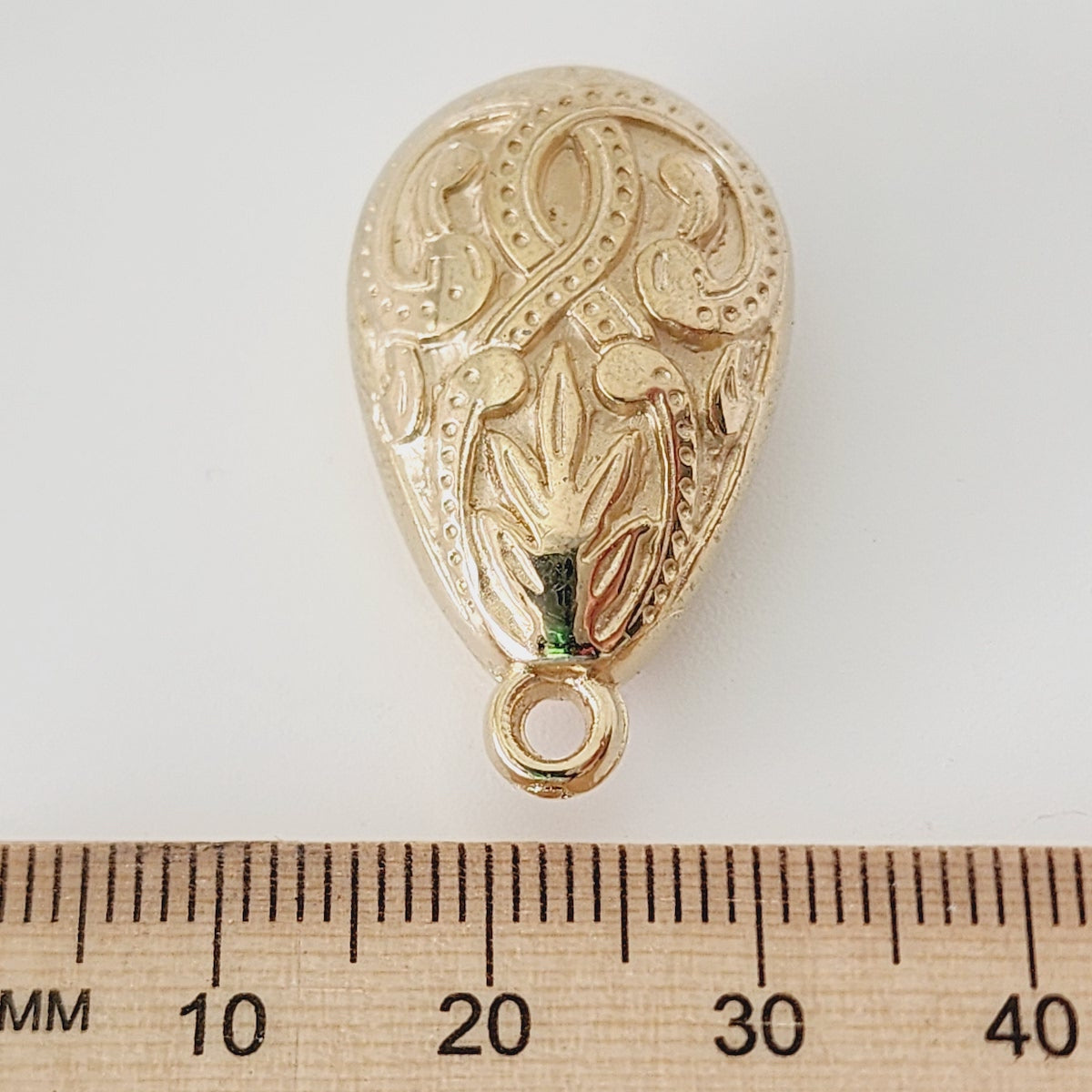 31x18mm Art Deco Teardrop (5) - Gold - Vintage Metalised Pendants