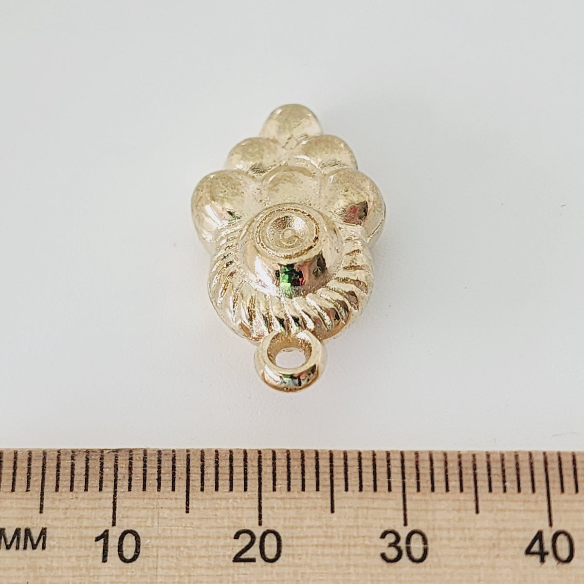 25x15mm Indian Style Drops (10) - Gold - Vintage Metalised Pendants