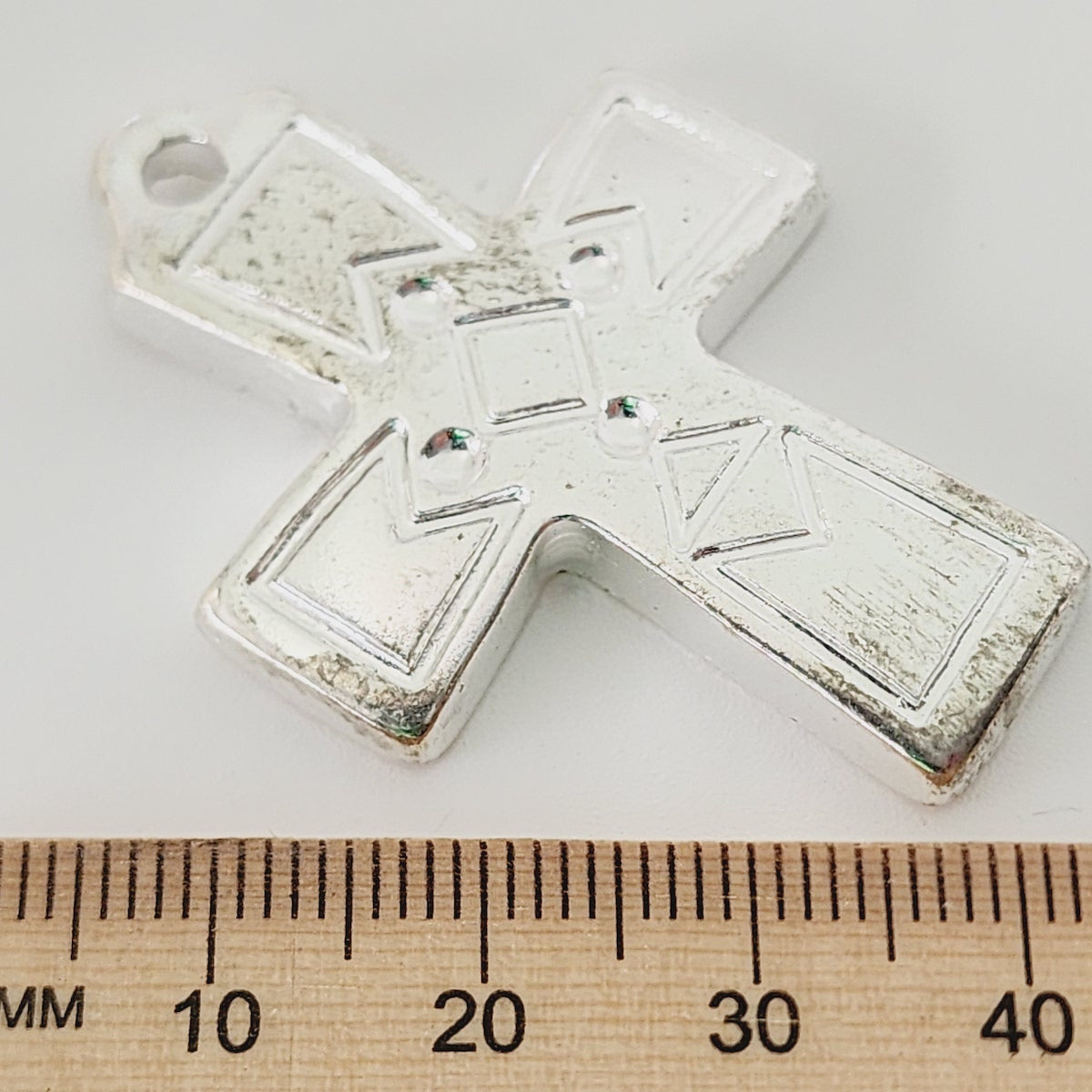 45x31mm Tribal Cross (10) - Silver - Vintage Metalised Pendants