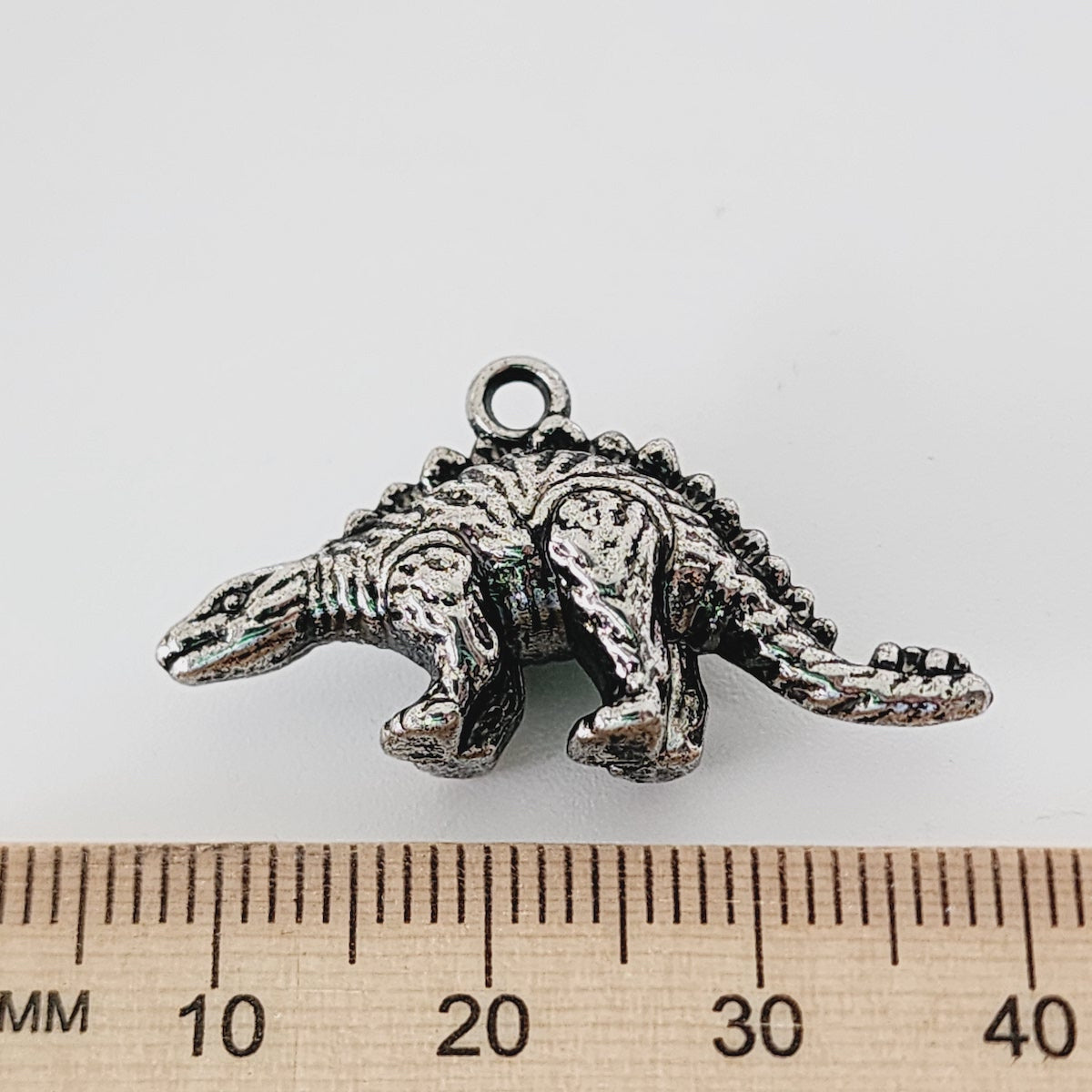 Dinosaur (25) - Antique Silver - Vintage Metalised Charms