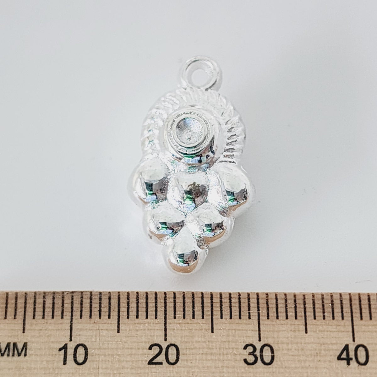 25x15mm Indian Style Drops (10) - Silver - Vintage Metalised Pendants