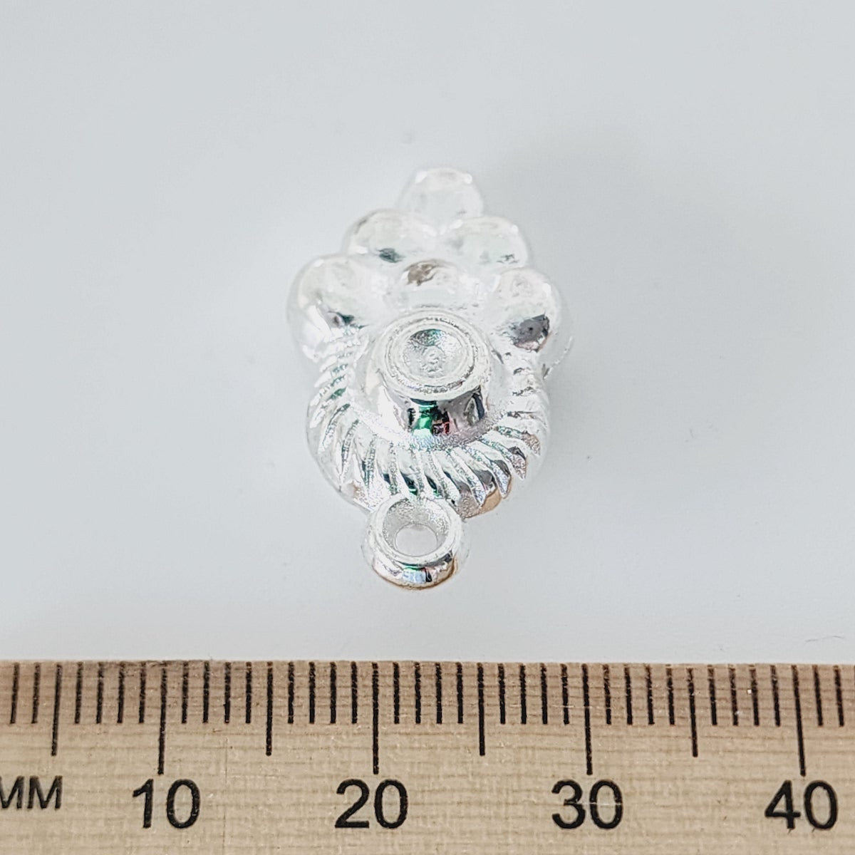 25x15mm Indian Style Drops (10) - Silver - Vintage Metalised Pendants