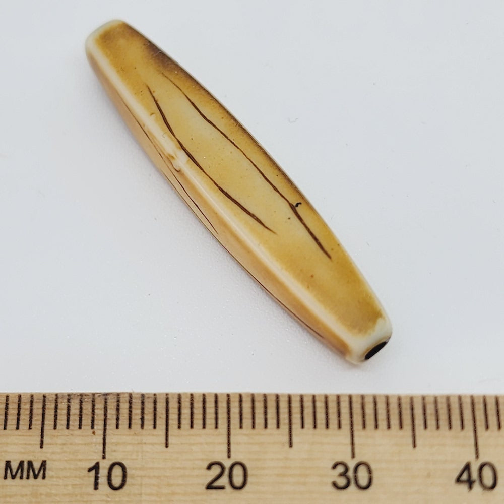 39.5x7mm Hairpipe (10) - Dark Antique Bone Look Vintage Beads