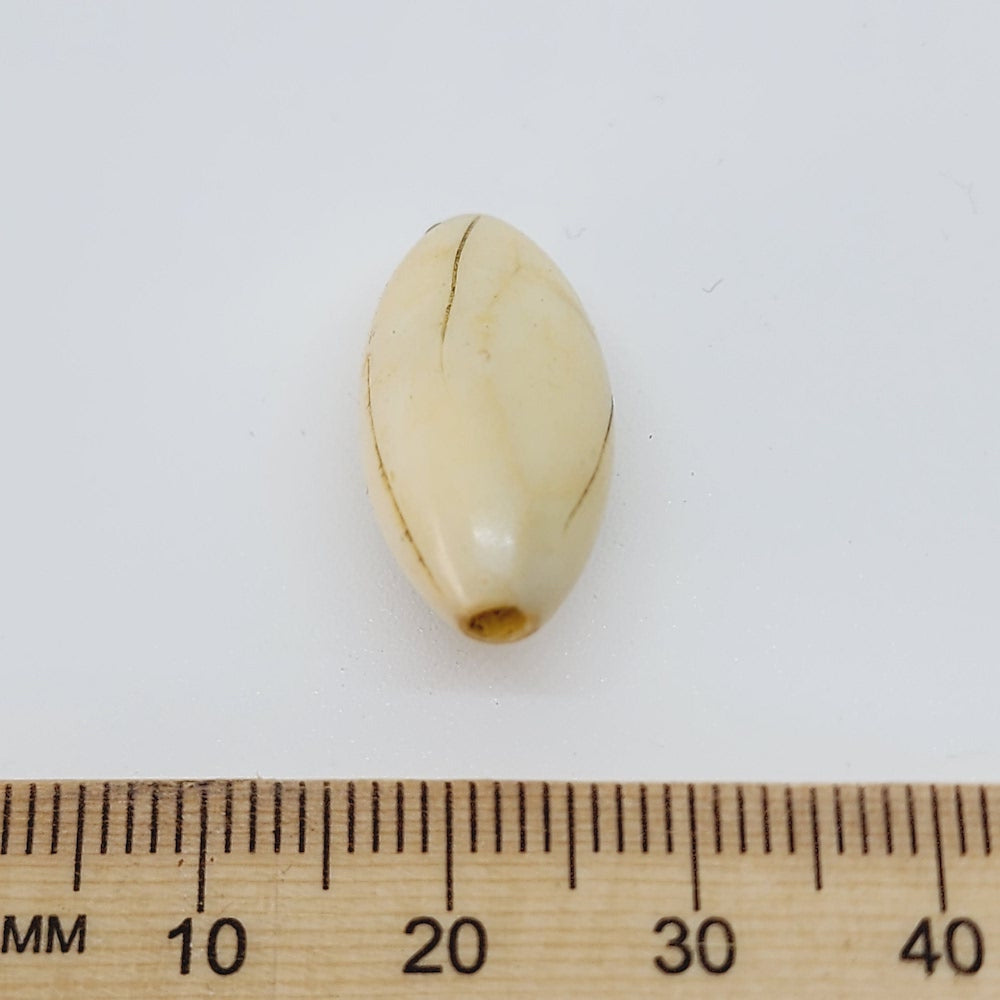 23x11mm Rice (25) - Antique Bone Look Vintage Beads