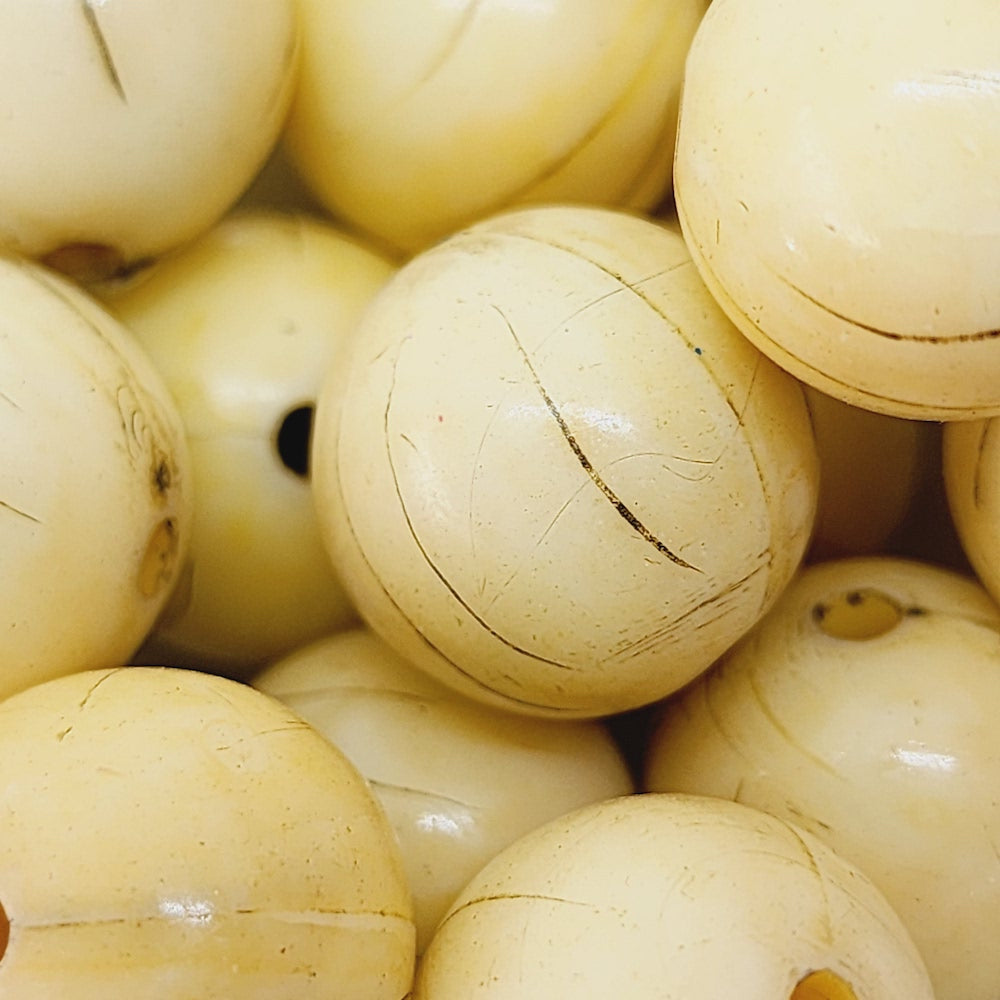 16mm Round (25) - Antique Bone Look Vintage Beads