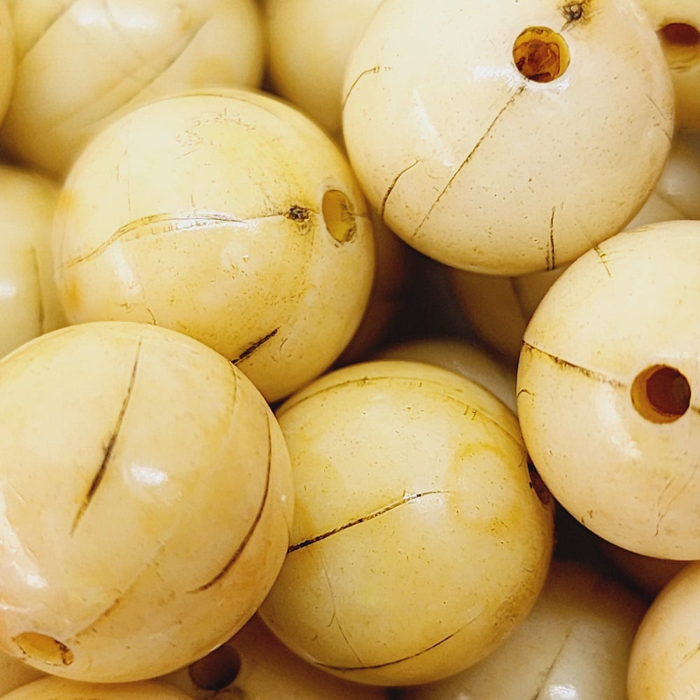 14mm Round (25) - Antique Bone Look Vintage Beads