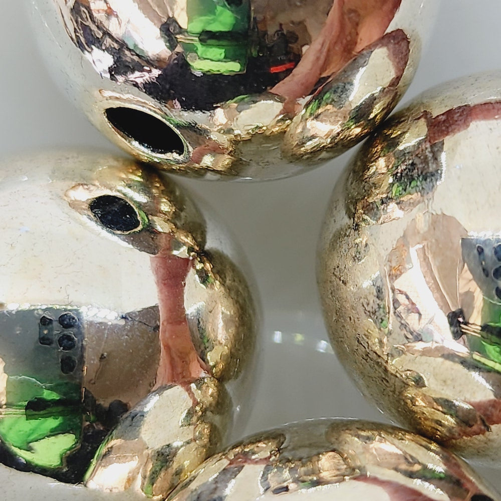 25mm Round (10) - Silver - Vintage Metalised Beads