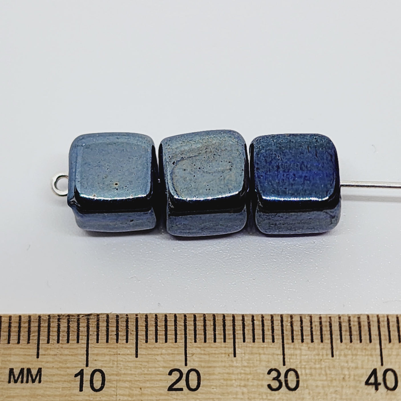 9mm Cube (25) - Transparent Sapphire Blue w. Gunmetal Lustre - Indian Glass Vintage Beads