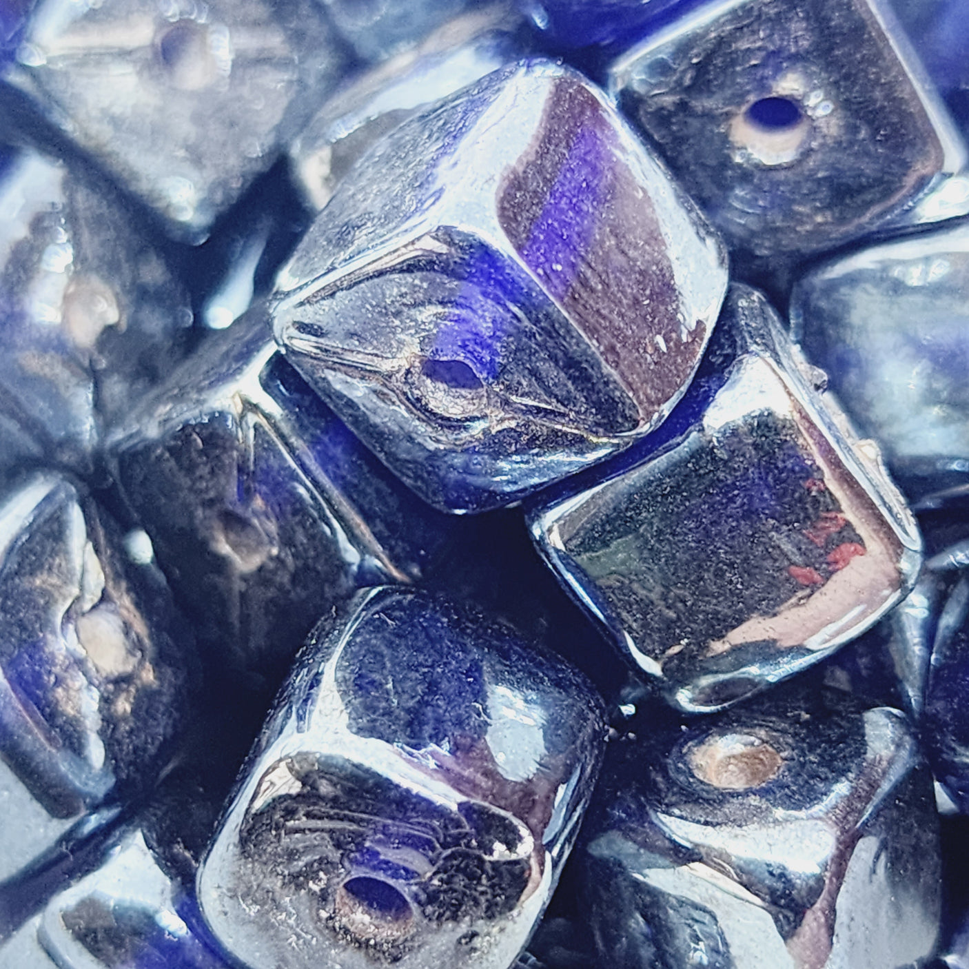 9mm Cube (25) - Transparent Sapphire Blue w. Gunmetal Lustre - Indian Glass Vintage Beads