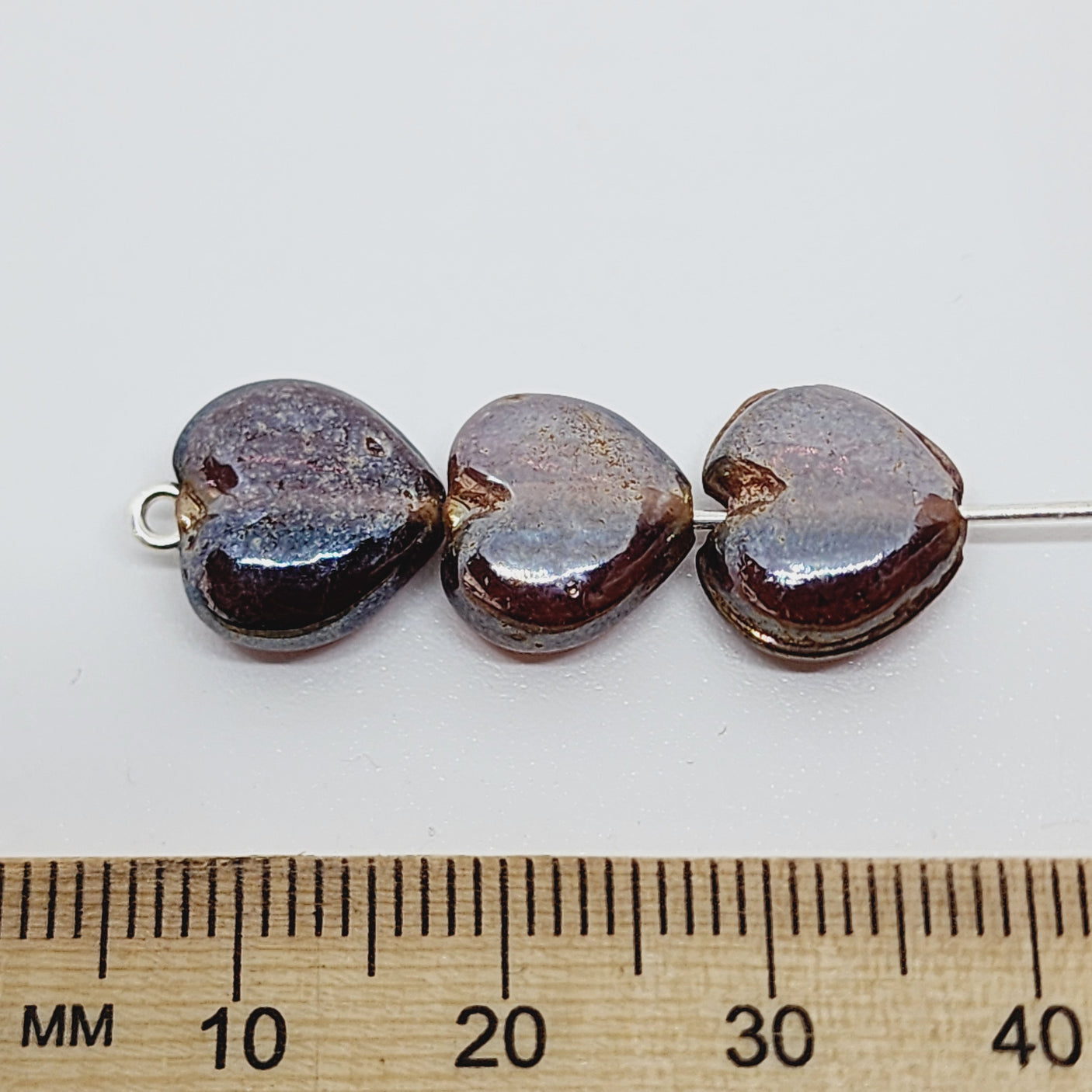 10mm Heart (25)- Transparent Amethyst Lustre - Indian Glass Vintage Beads