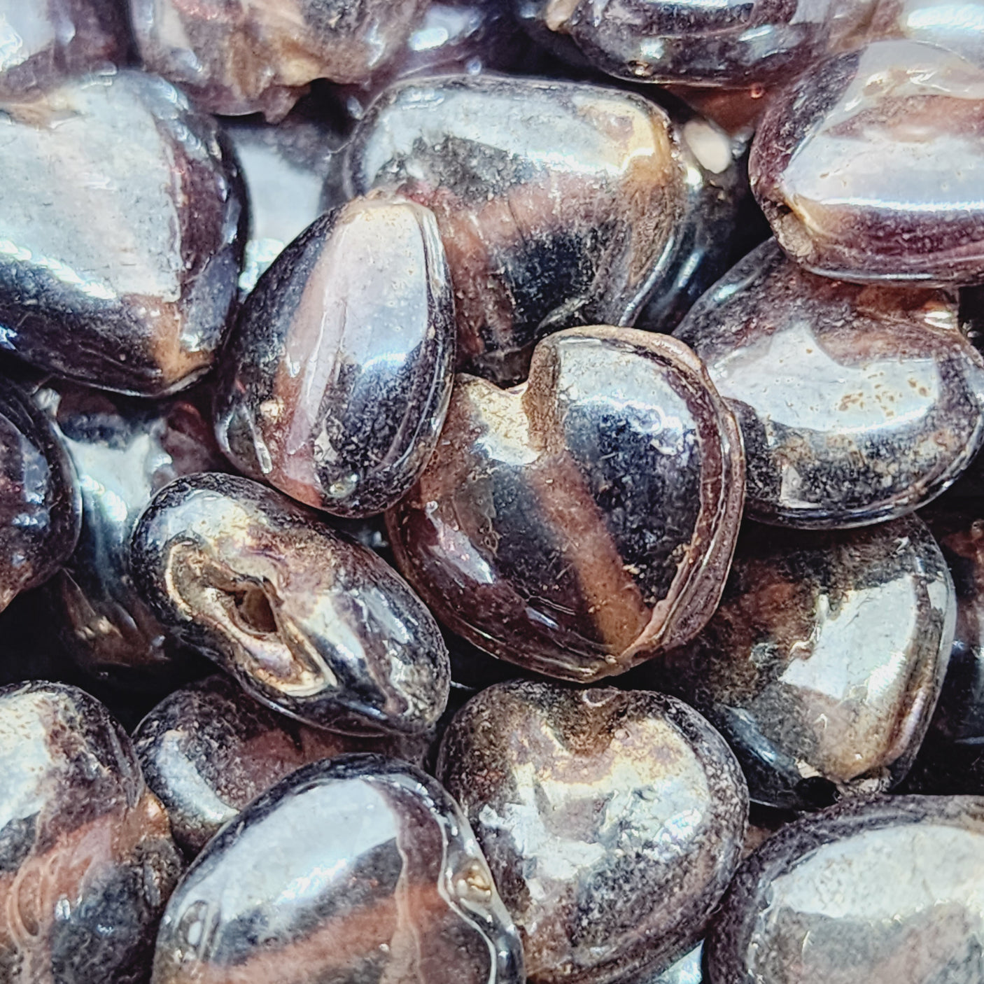 10mm Heart (25)- Transparent Amethyst Lustre - Indian Glass Vintage Beads