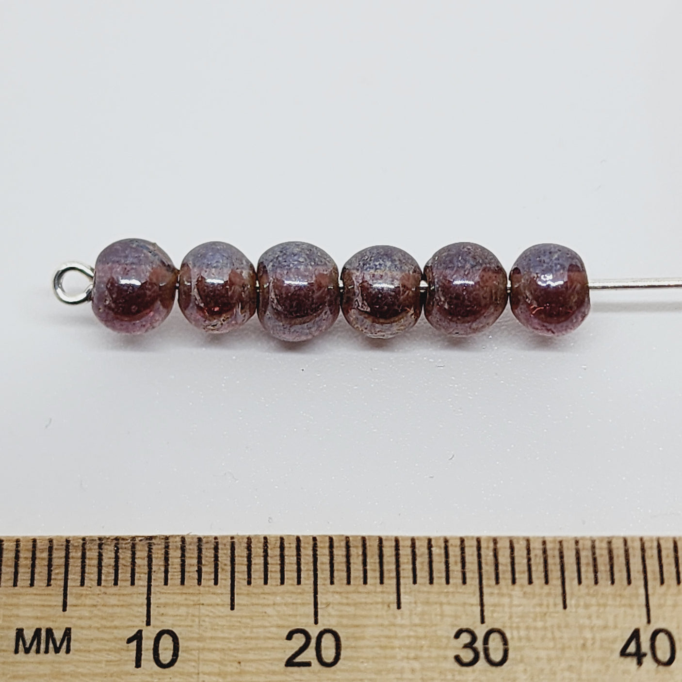 6mm Round (100) - Transparent Amethyst Lustre - Indian Glass Vintage Beads