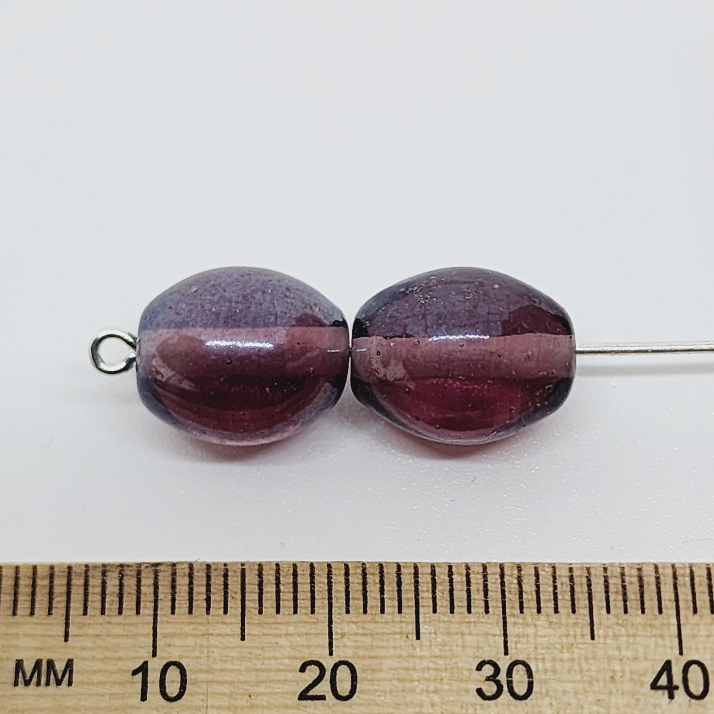 12x9mm Oval (25) - Transparent Amethyst Lustre - Indian Glass Vintage Beads