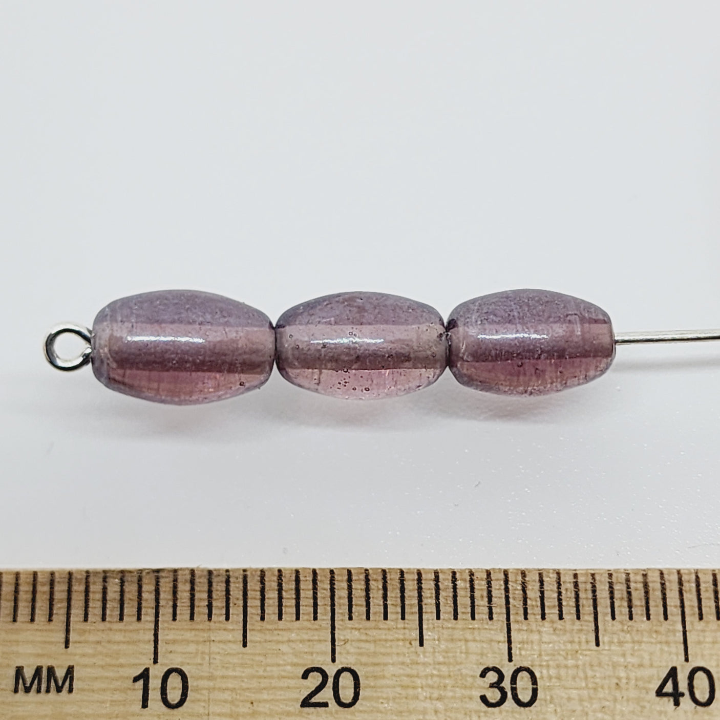 10x6mm Oval (50) - Transparent Amethyst Lustre - Indian Glass Vintage Beads