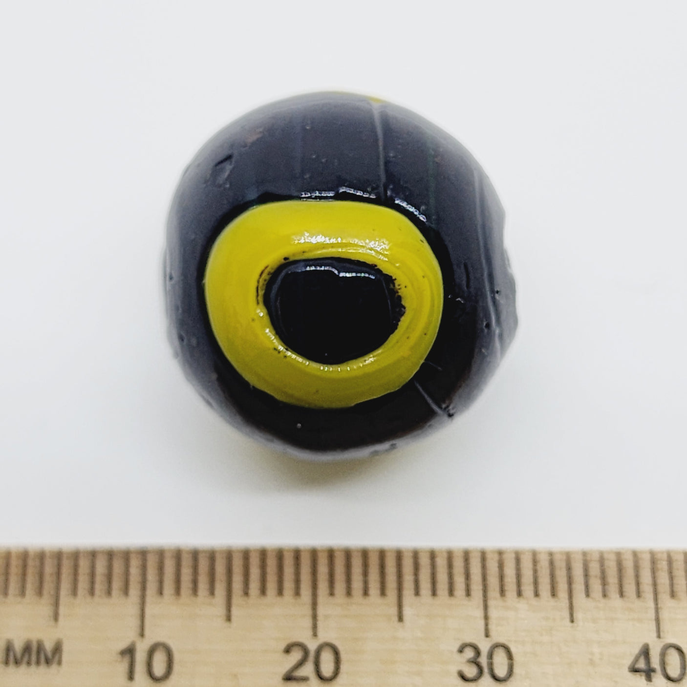 20x22~24mm Round (5) - Black w. Yellow Circles - Glass Vintage Replica Trade Beads
