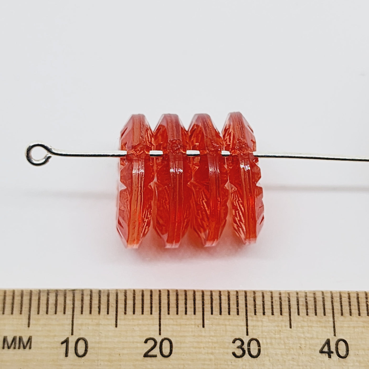 16x4mm Disc Pendant (25) - Transparent Red - Vintage Acrylic Beads