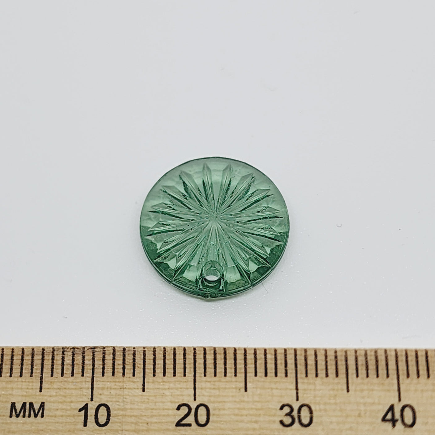 16x4mm Disc Pendant (25) - Transparent Green - Vintage Acrylic Beads