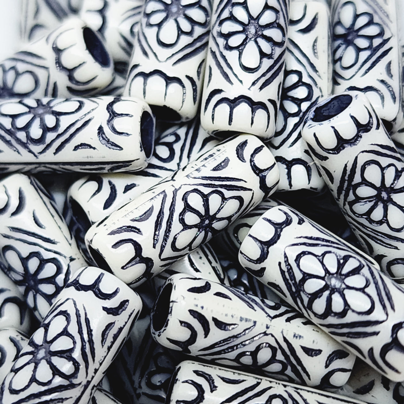 17x6.5mm Tube (10) - White w. Black - South Western Style Vintage Beads