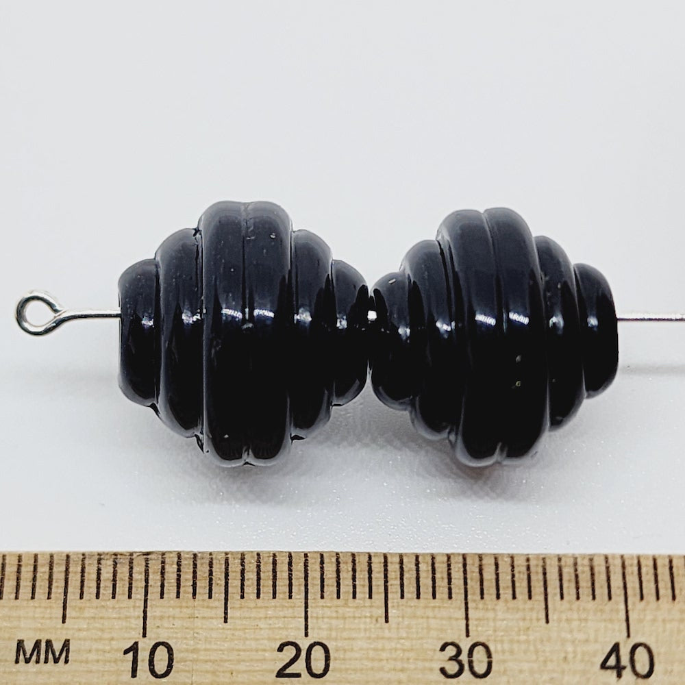 15x16mm Beehive (10) - Opaque Black - Vintage Lucite Beads