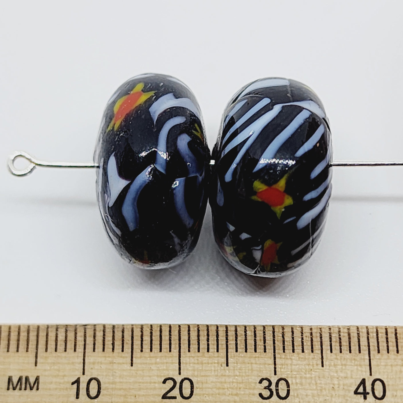 12x20mm Wheel (5) - Black w. Colours - Glass Vintage Replica Trade Beads