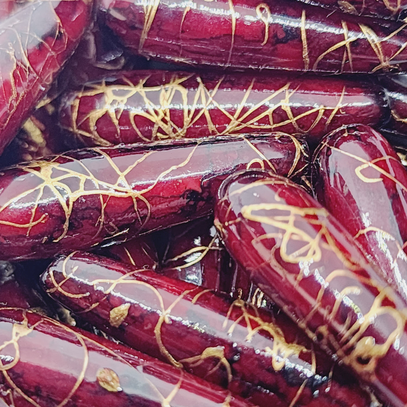 29x8mm Teardrop (4) - Red Bubble Glaze Look w. Gold Drizzle - Vintage Lucite Beads