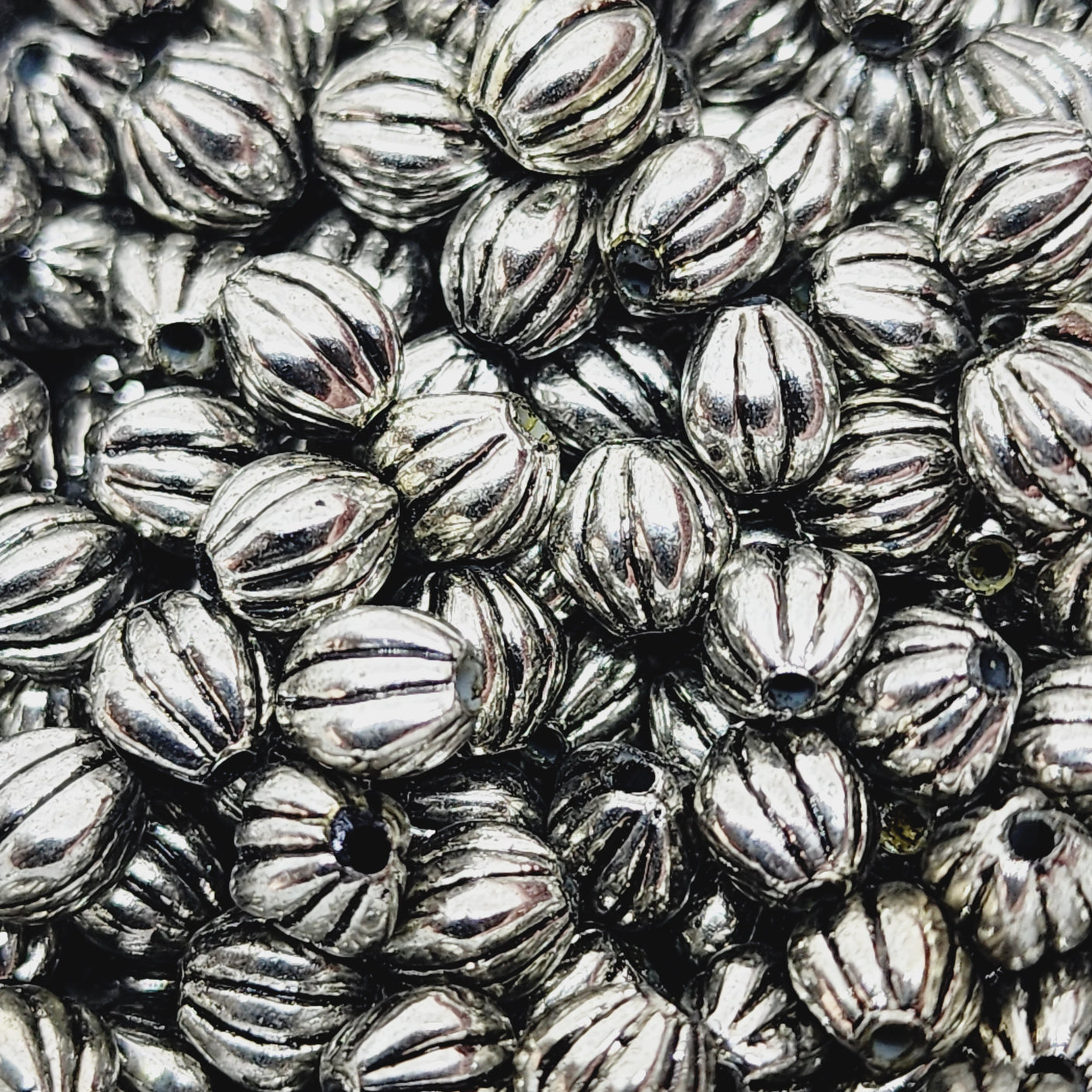 6mm Onion (50) - Antique Silver - Vintage Metalised Beads