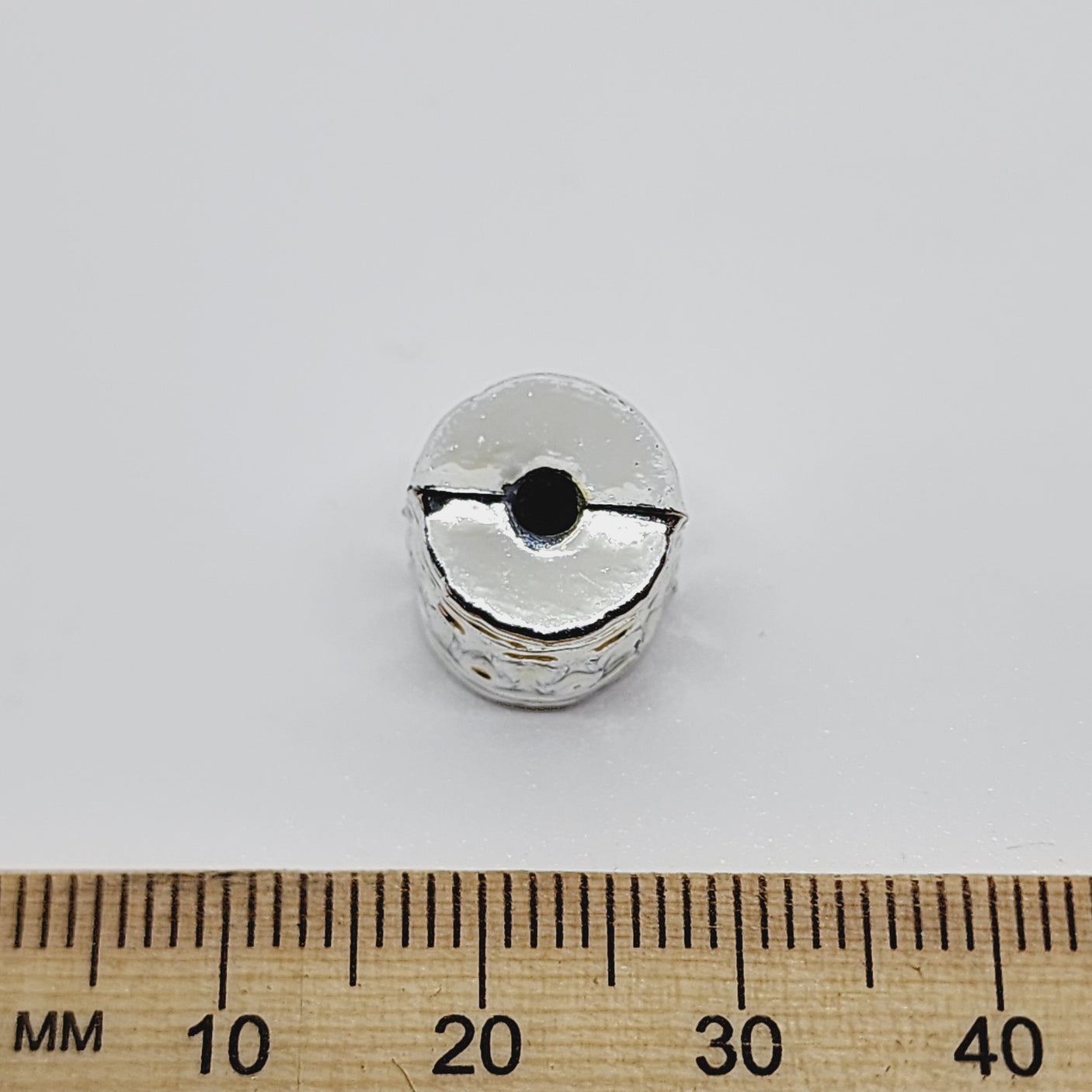 12x12mm Tube (25) - Silver - Vintage Metalised Beads