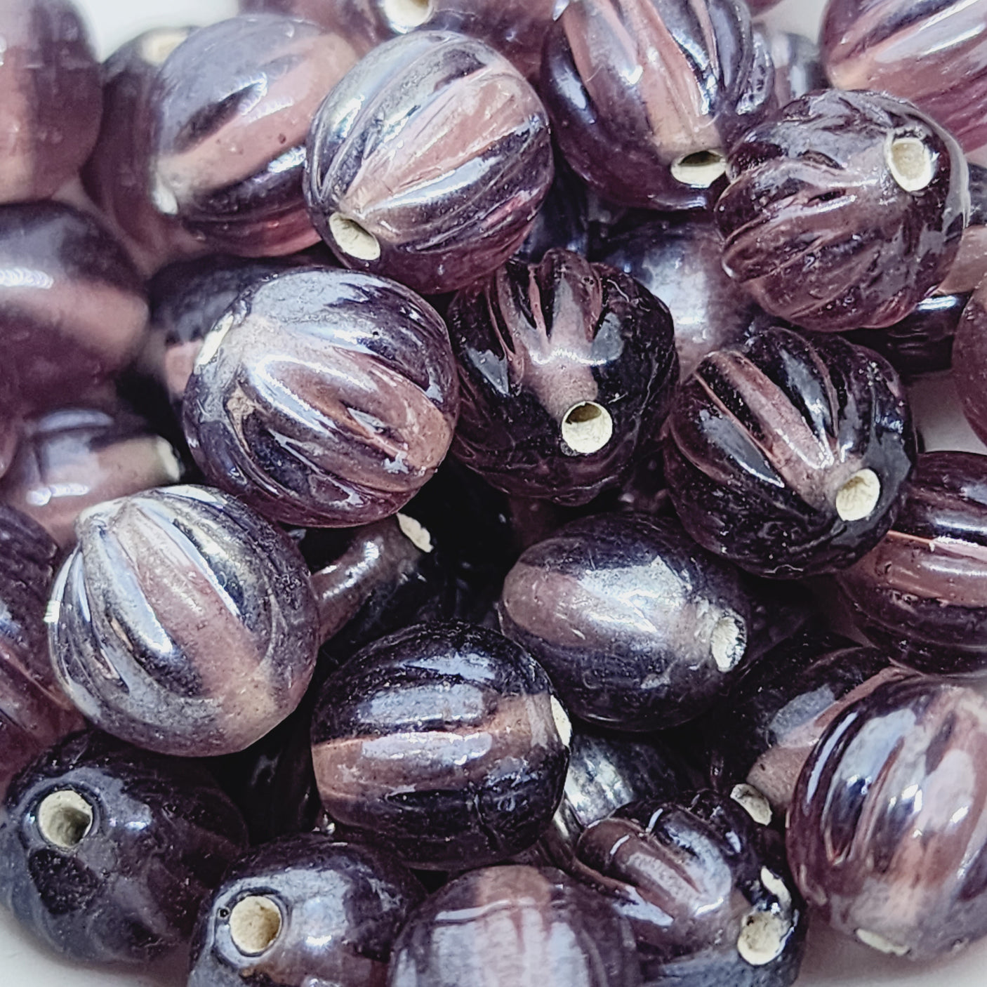 10x9mm Onion (50) - Transparent Amethyst Lustre - Indian Glass Vintage Beads - Bead Shack