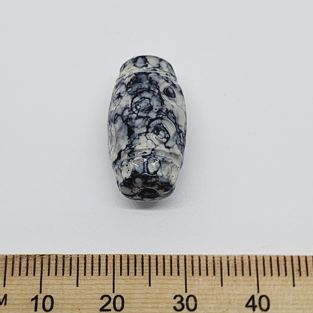 22x12mm Barrel (25) - White/Grey - Pottery Look Lucite Beads - Glossy