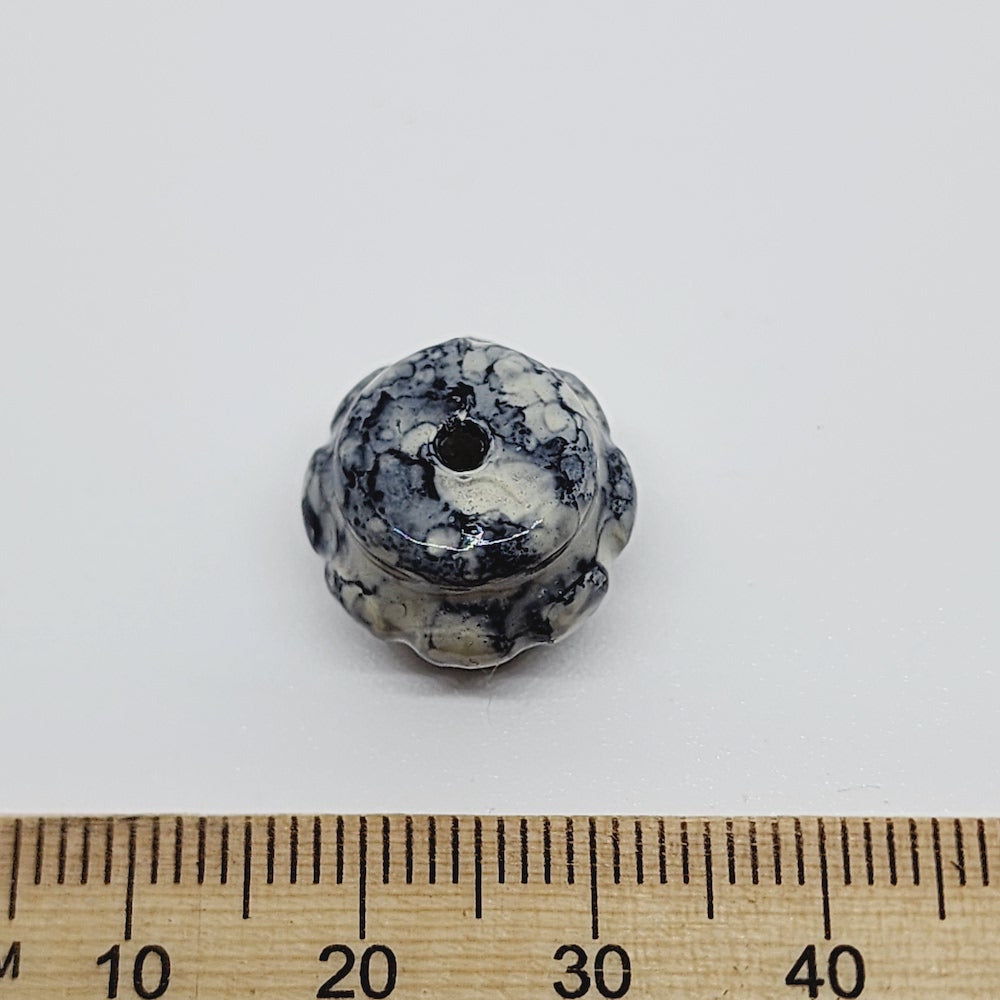 13x15mm Fluted Drum (25) - White/Grey - Pottery Look Lucite Beads - Glossy