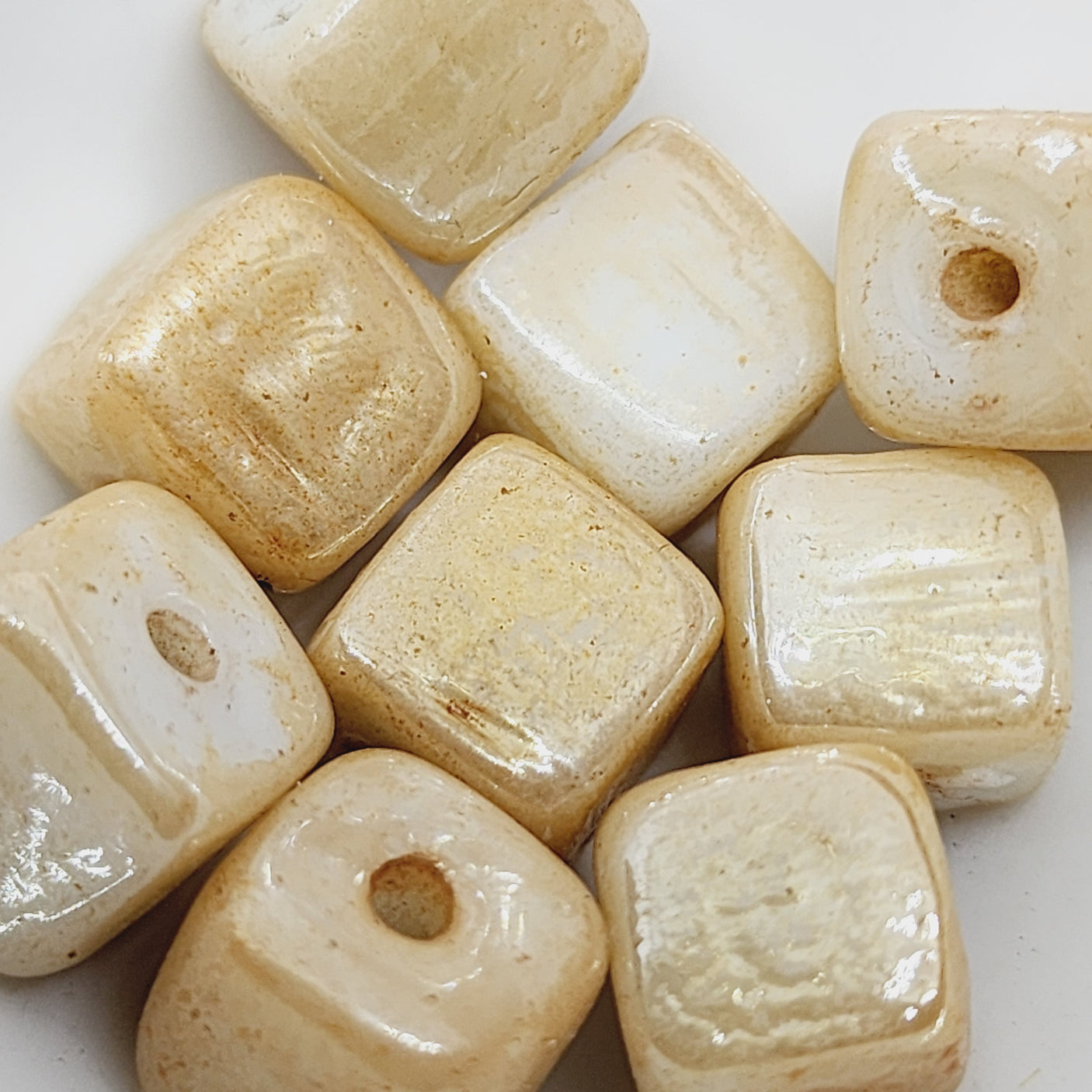 9mm Cube (25) - Opaque Dark Cream Lustre - Indian Glass Vintage Beads