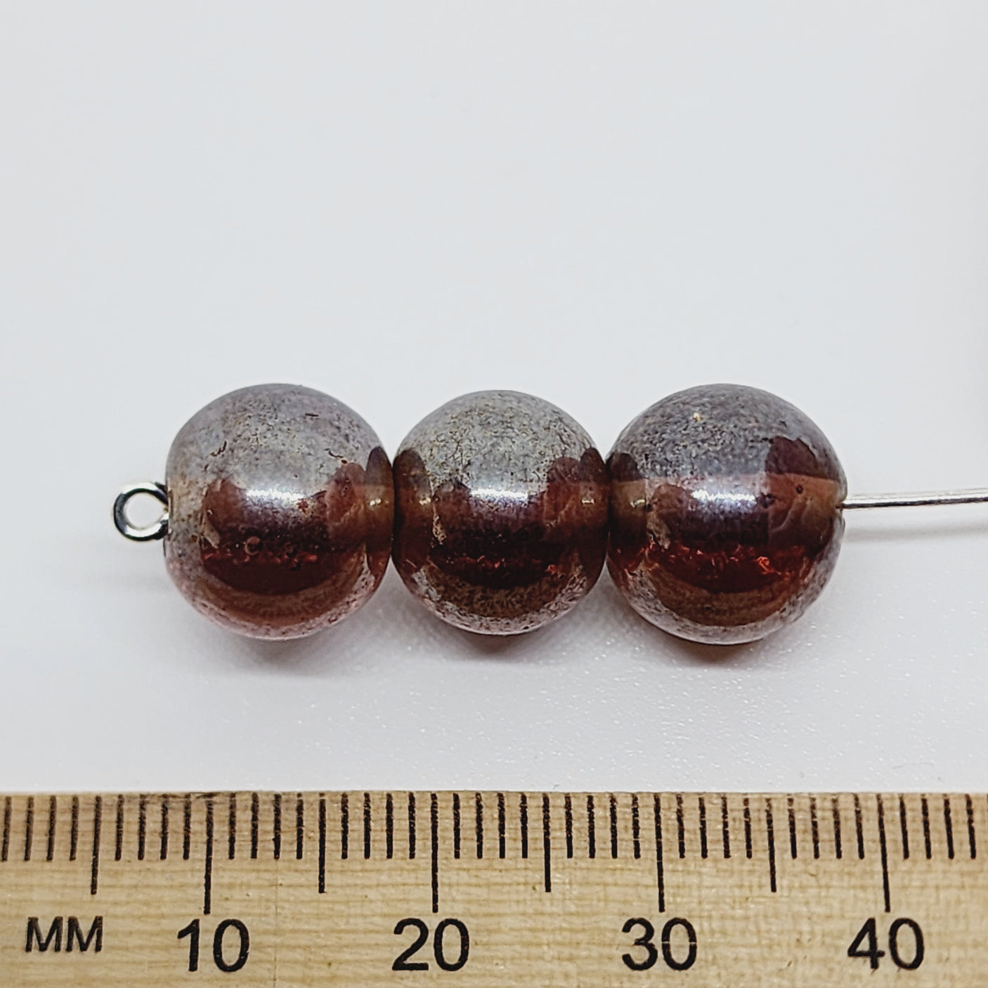 10mm Round (25) - Transparent Amethyst Lustre - Indian Glass Vintage Beads