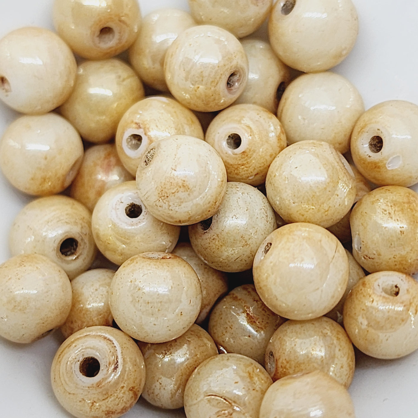 8mm Round (50) - Opaque Dark Cream Lustre - Indian Glass Vintage Beads