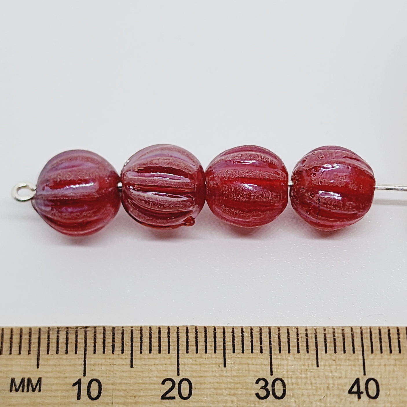 10x9mm Onion (50) - Transparent Red Lustre - Indian Glass Vintage Beads