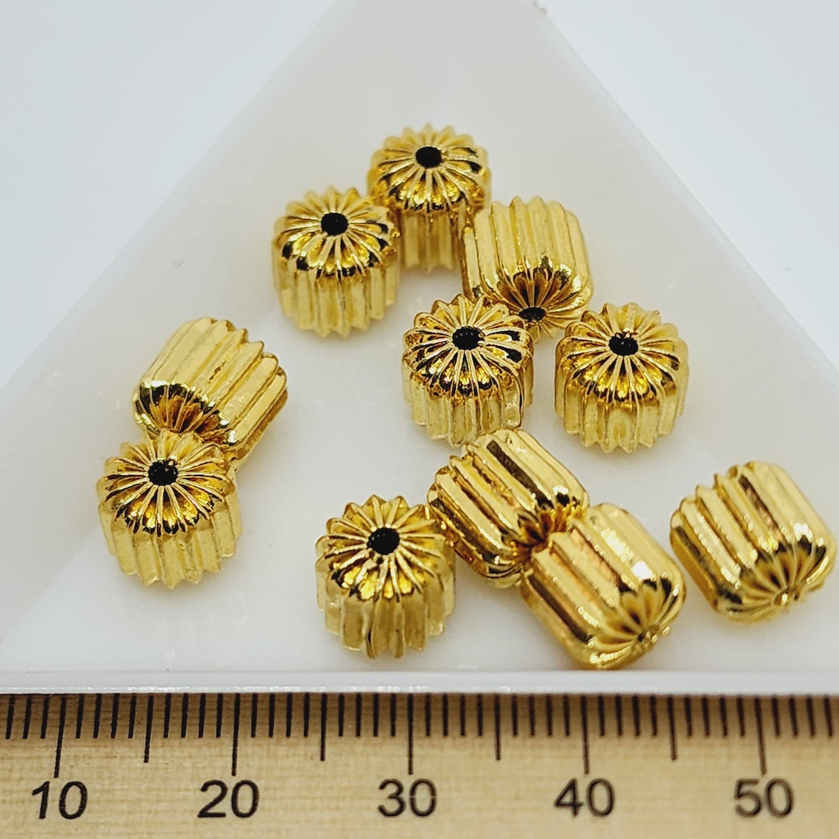 8mm Fluted Drum Bead (20) - Gold