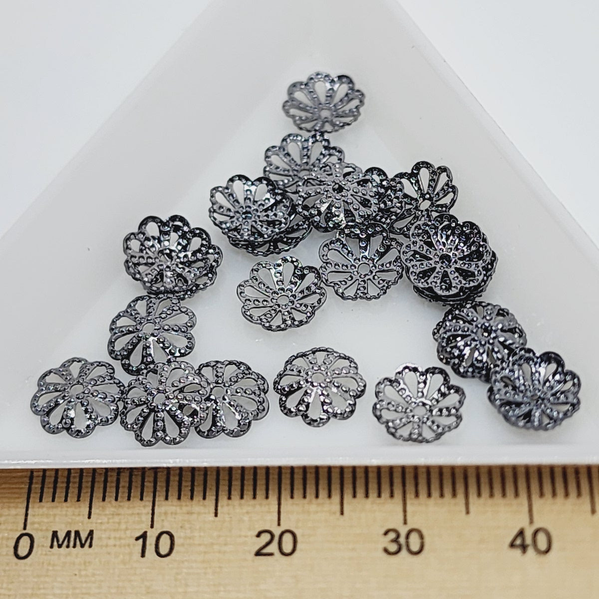 8mm Bead Cap (50) - Black Nickel - Filigree