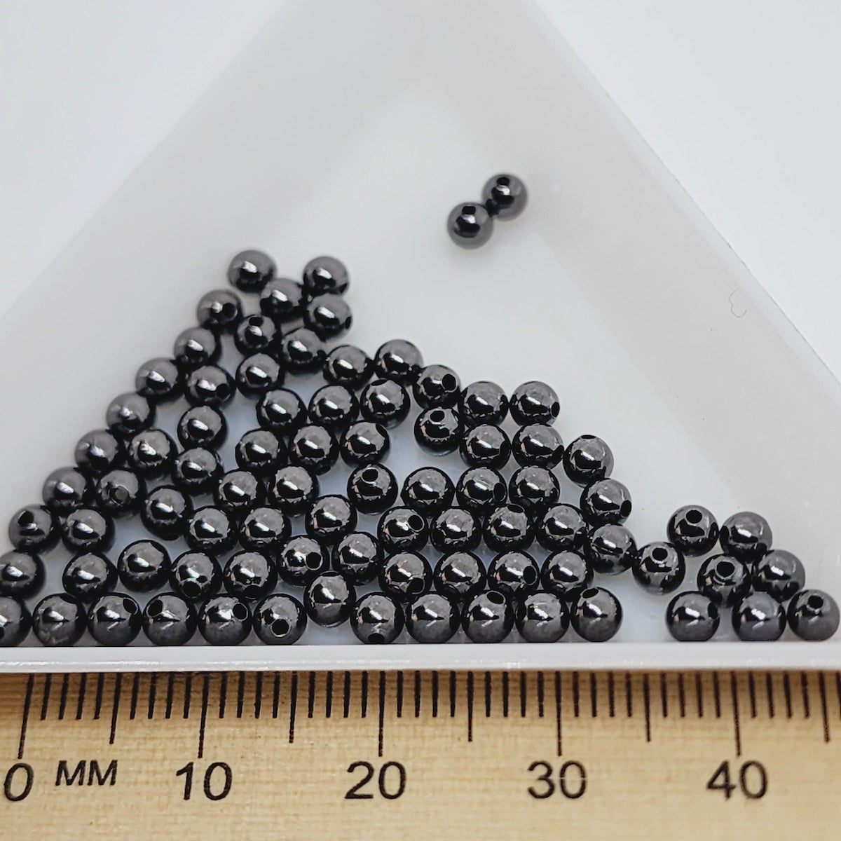 3mm Metal Beads (100) - Black