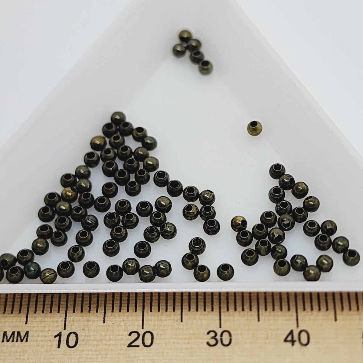 2.5mm Metal Beads (100) - Ancient Gold