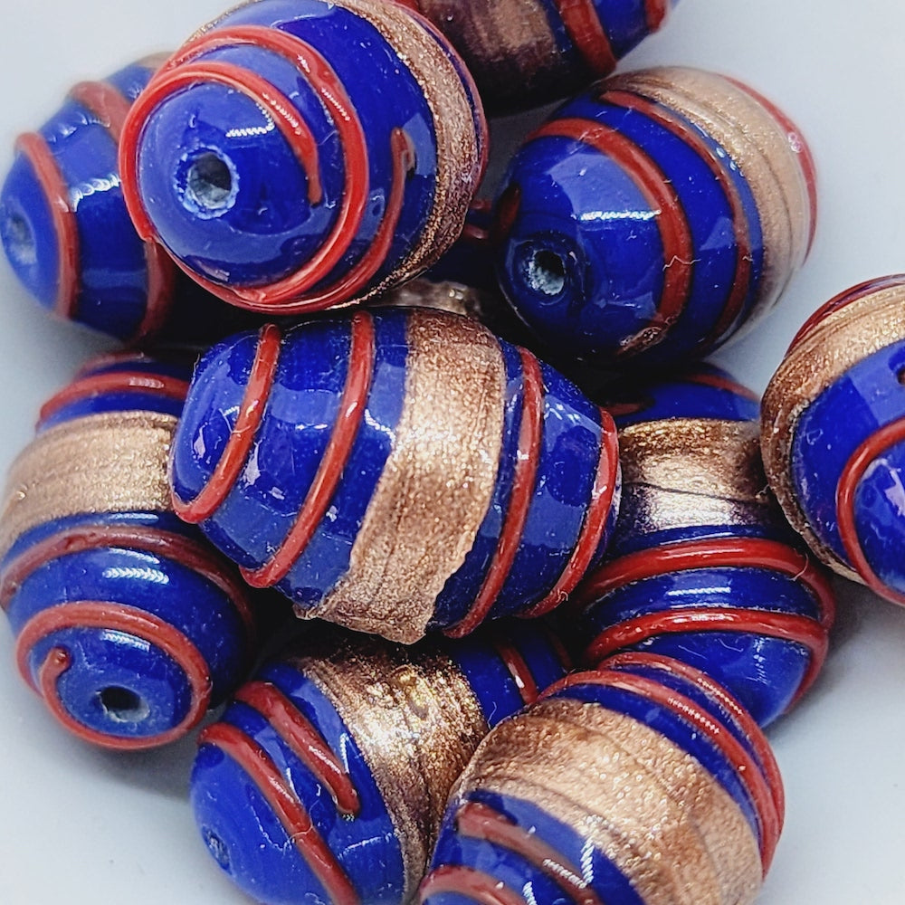 19x14mm Oval (10) - Blue Opaque w. Aventurine & Red - Glass Vintage Replica Trade Lampwork Beads