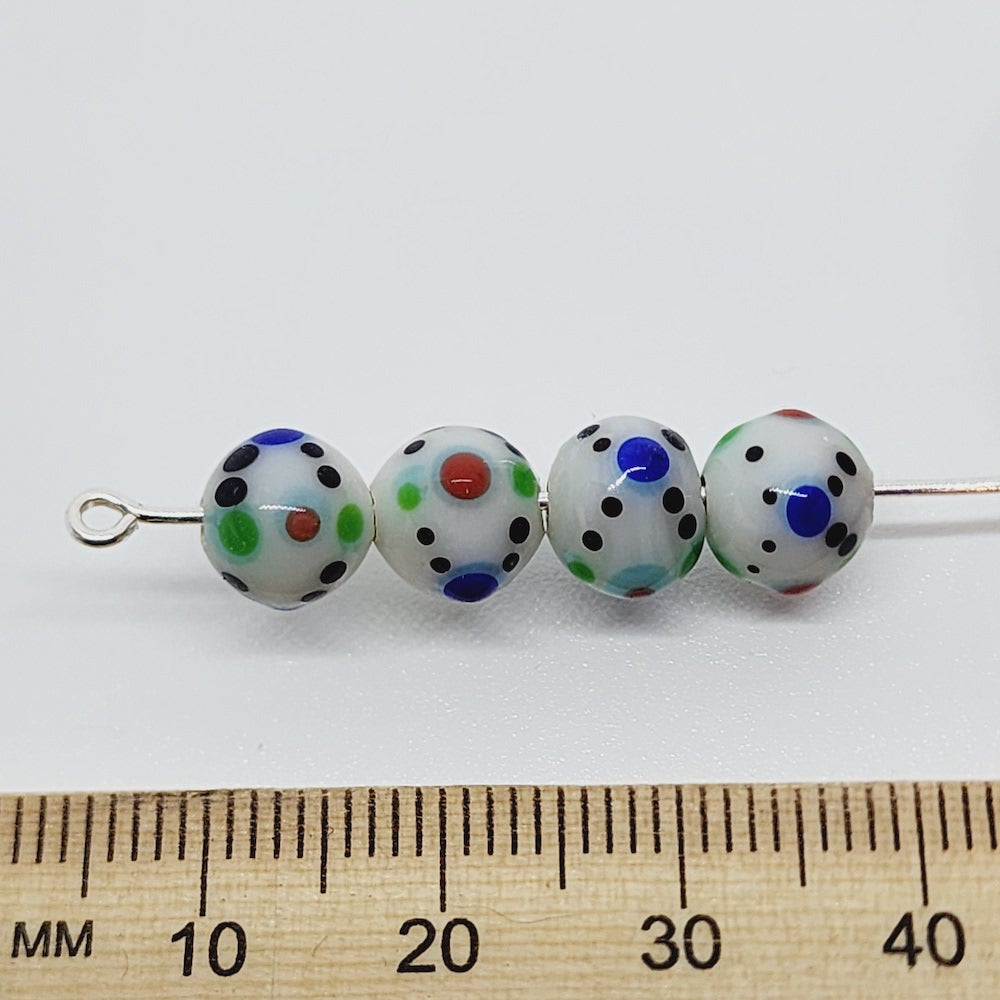 Round White w. Coloured Dots (10)