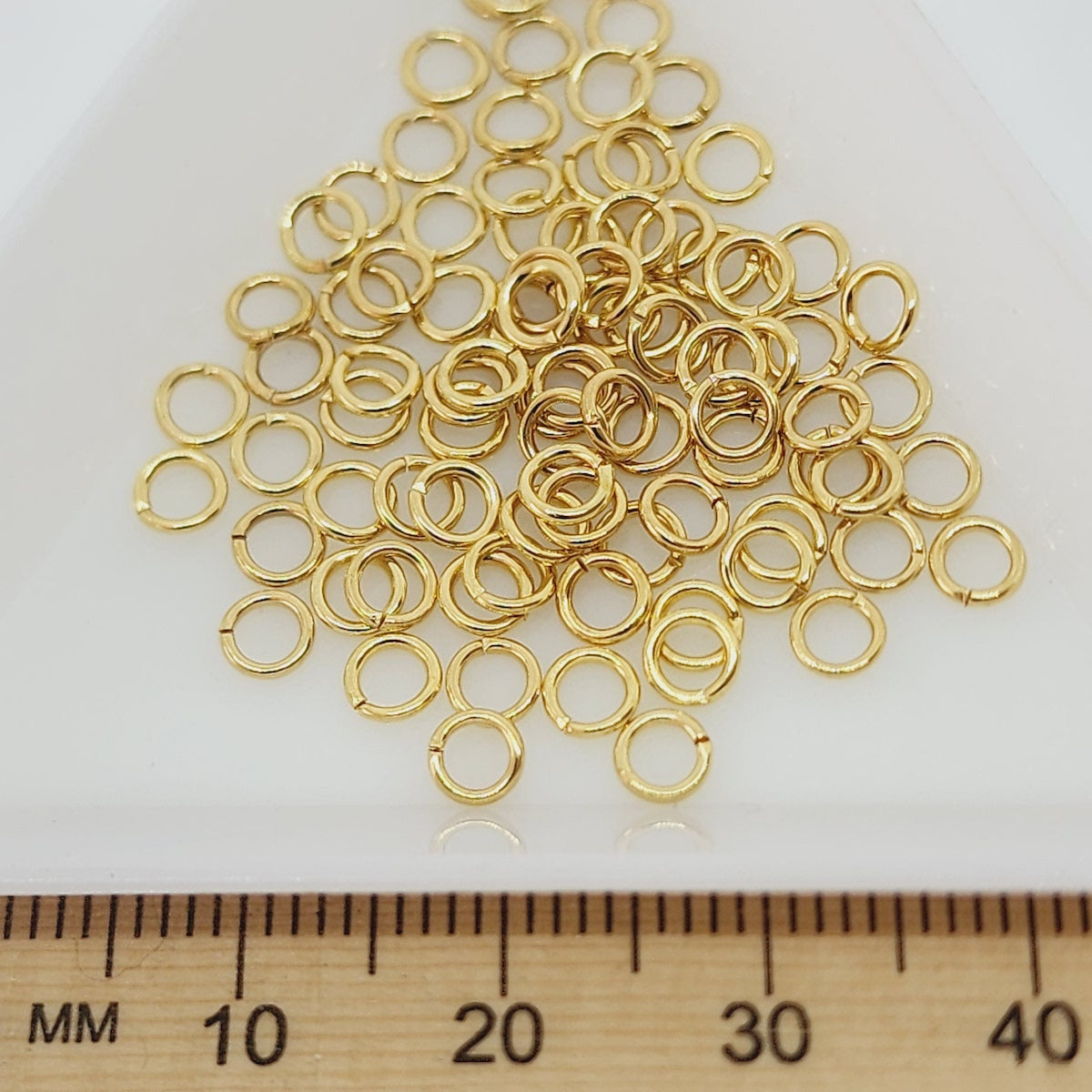 4mm Jumprings (100) - Gold - Bead Shack